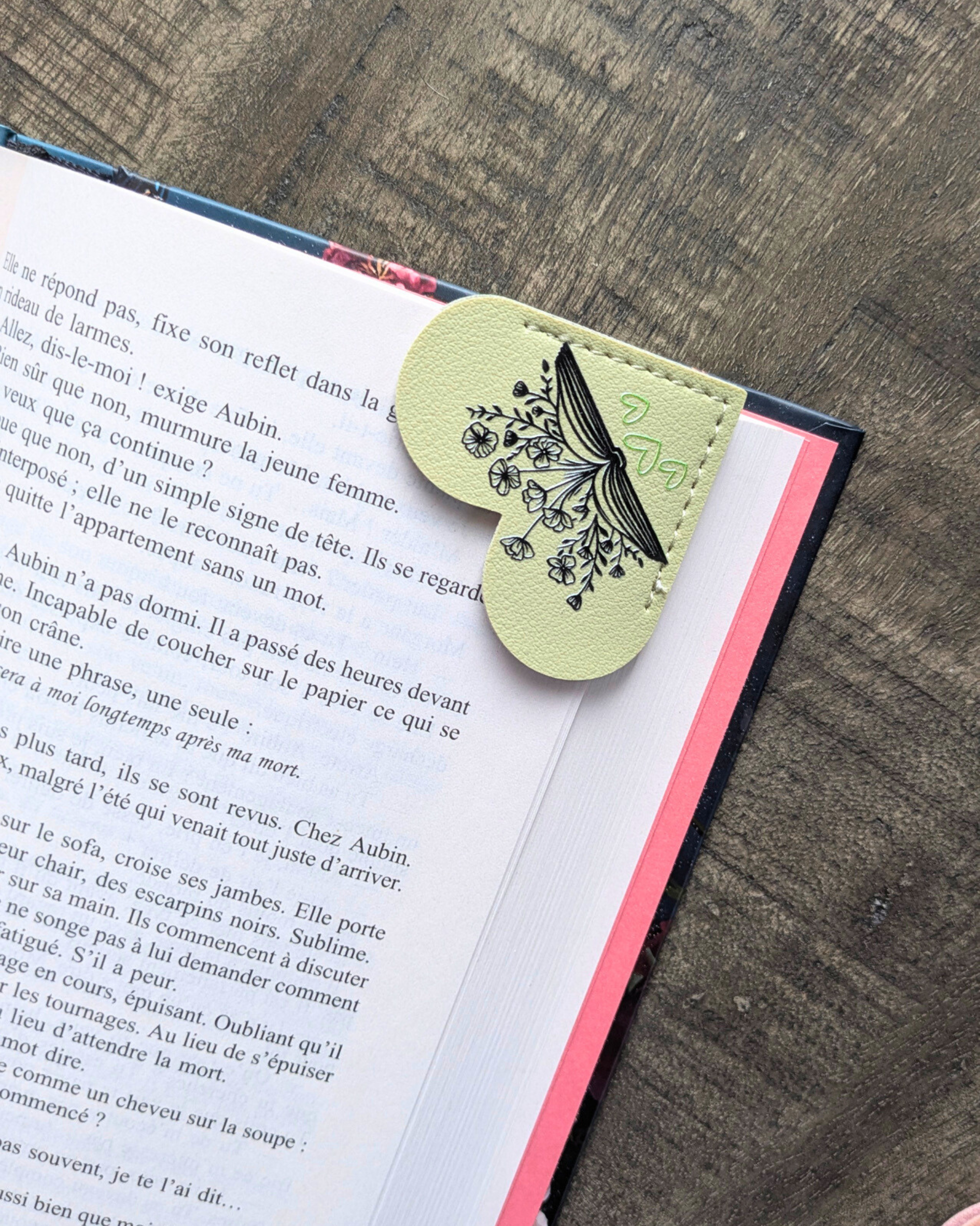 Marque-page en simili cuir Booklover Club