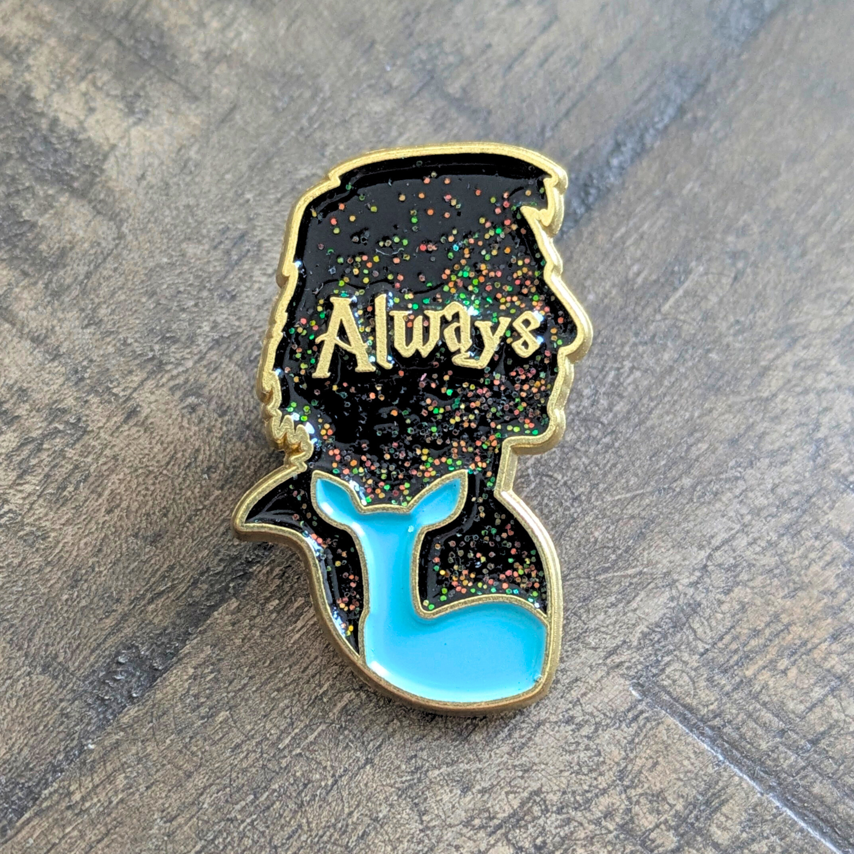 Badge / Pin's métallique Always Rogue / Patronus - série Harry Potter