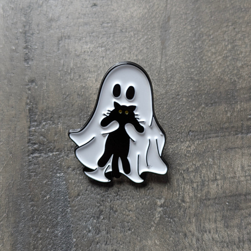 Badge / Pin's métallique Fantôme et chat